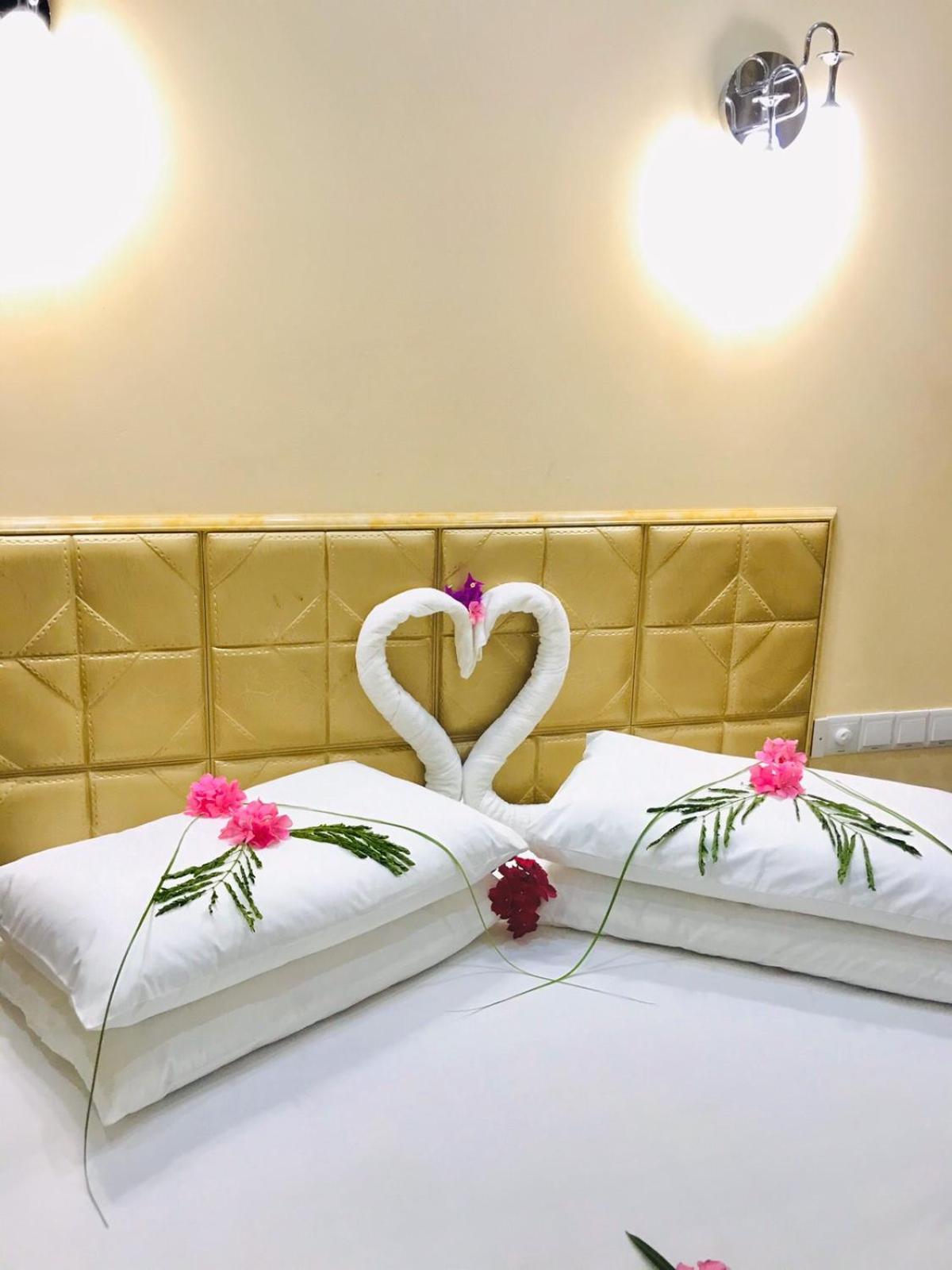 Abuharee Grand Hotell Addu-atollen Eksteriør bilde